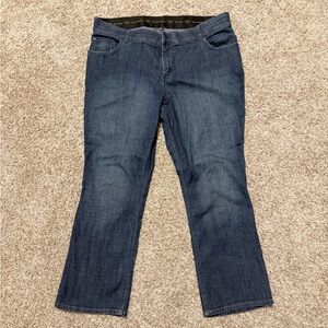 Lee Jeans